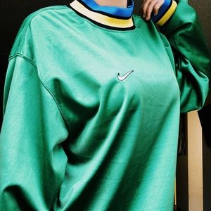 Oversized Vintage Green Nike Jersey